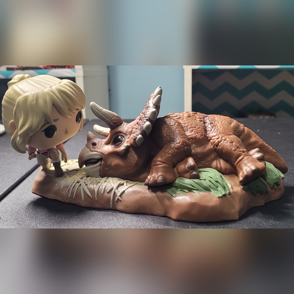 Funko Jurassic Park Dr. Sattler with Triceratops Pop! Moment